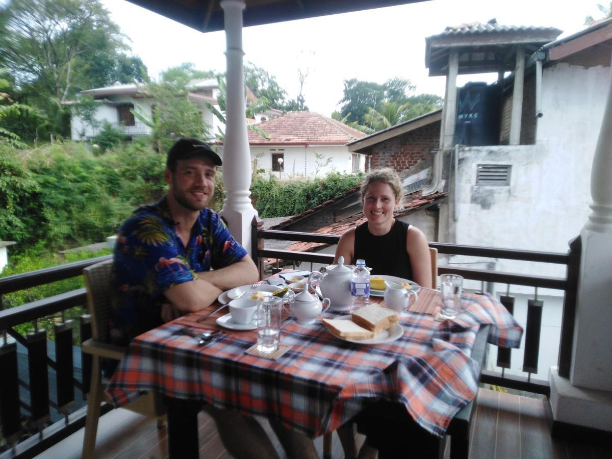 Janu Homestay Tangalle Exteriör bild